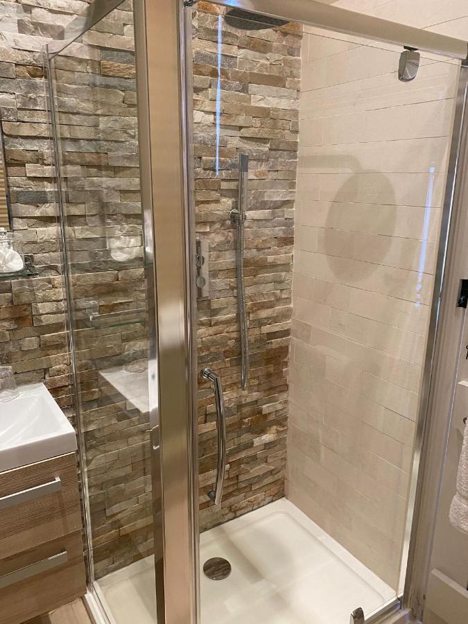 Stoneleigh House Boutique Hotel 버킹엄 외부 사진