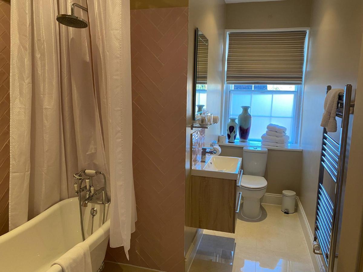 Stoneleigh House Boutique Hotel 버킹엄 외부 사진