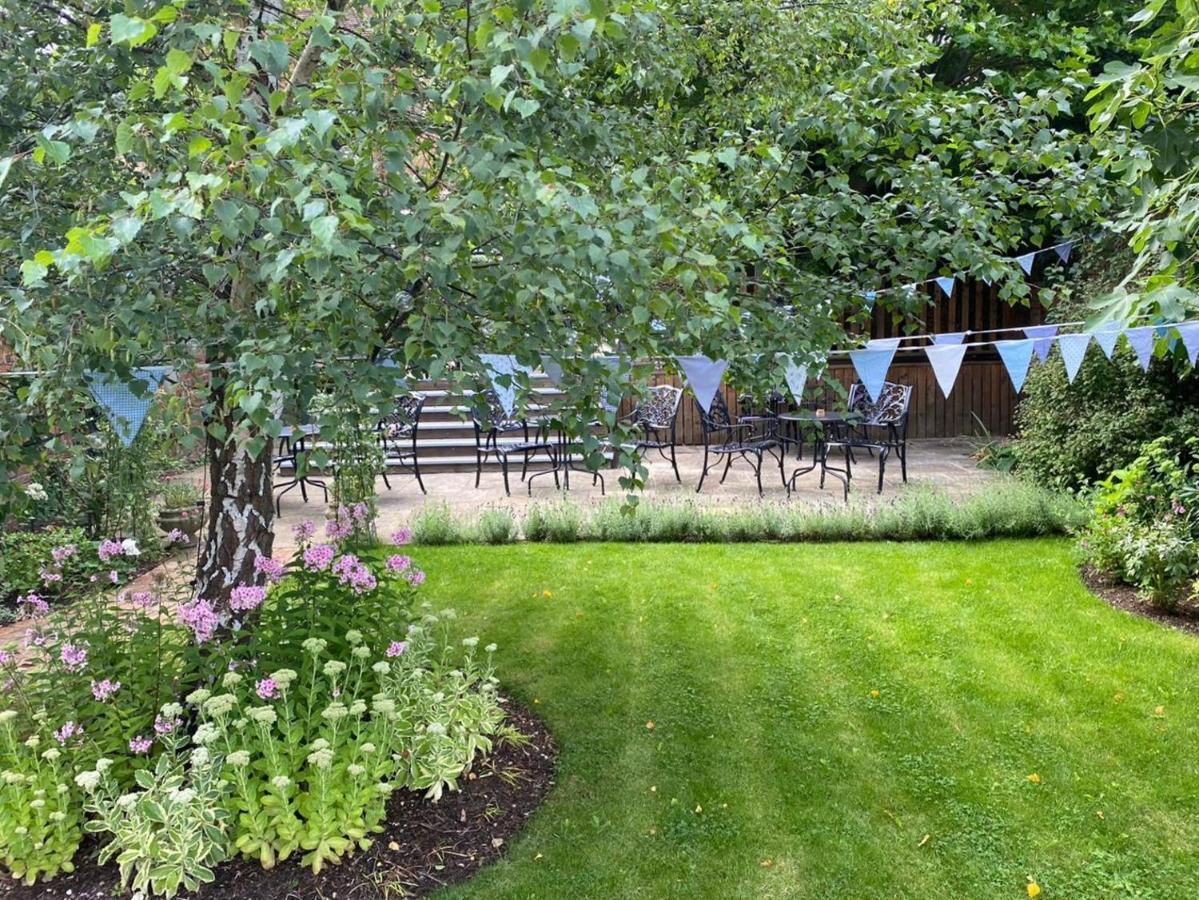 Stoneleigh House Boutique Hotel 버킹엄 외부 사진