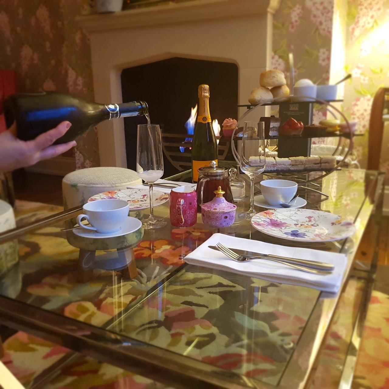 Stoneleigh House Boutique Hotel 버킹엄 외부 사진